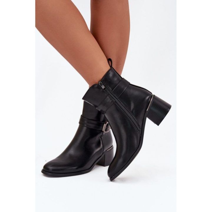 Aulinukai moterims juodi su kulnu ir sagtimi kasdienai Sylira