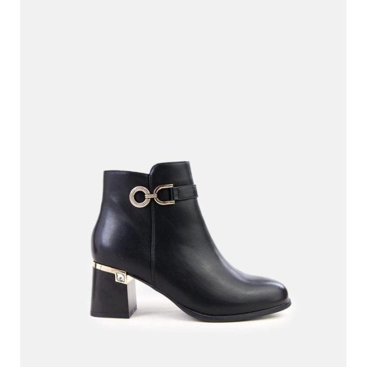 Juodi moteriški aulinukai su dekoru Kaletto