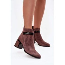 Aulinukai Step In Style – ruda