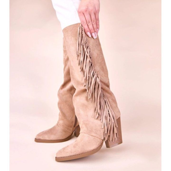 Ilgaauliai batai smėlio spalvos Shia su kutais