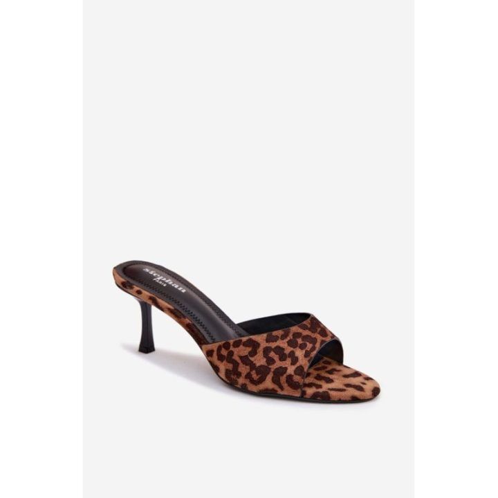 Dirbtinės zomšos šlepetės ant platformos su leopardo raštu Melissea