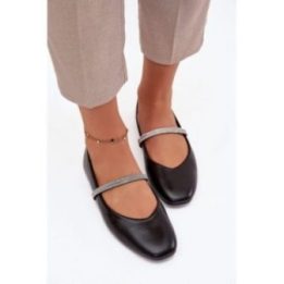 Juodos balerinos su blizgia dekoratyvine juostele Step in style