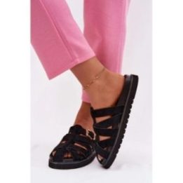 Juodos basutės Step in style