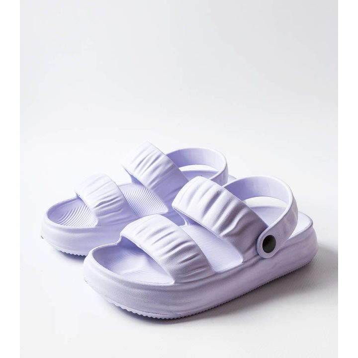 violetinės putplasčio šlepetės