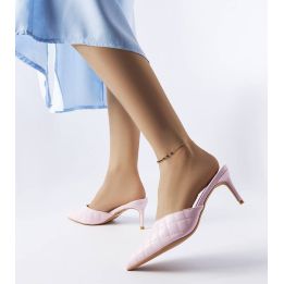 Lambert rožinės dygsniuotos stiletto šlepetės