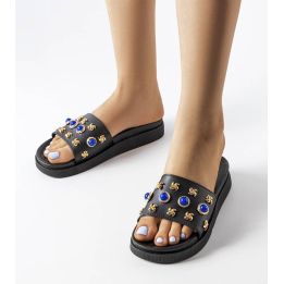 Juodos spalvos dekoruotos Montesarchio šlepetės