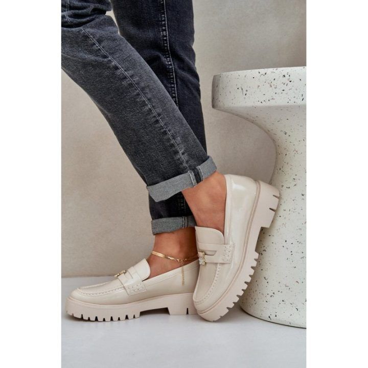 Mokasinai Step in Style