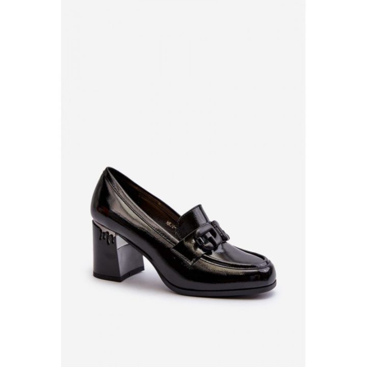Juodi aukštakulniai bateliai su sagtimi Step in style