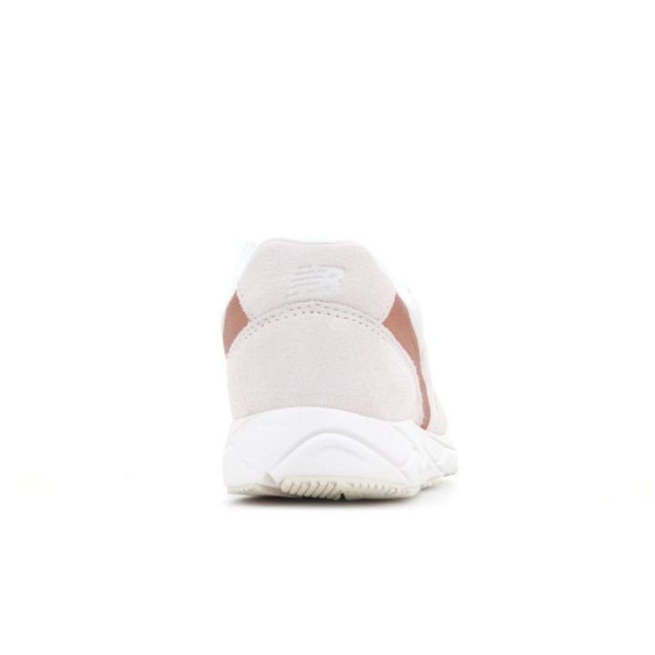 Moteriški sportiniai bateliai New Balance WRT96EAA, balti
