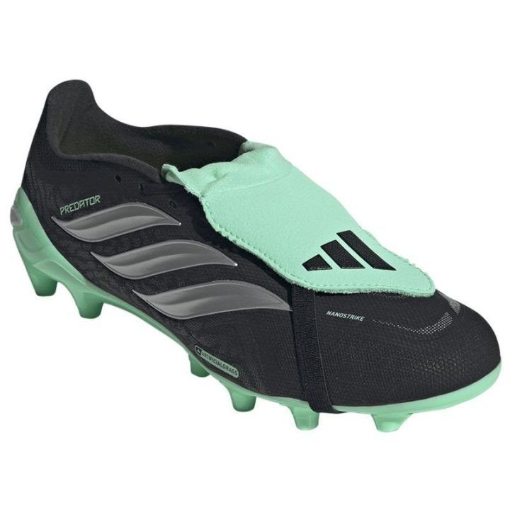 Futbolo bateliai adidas Predator League FT AG, juodi