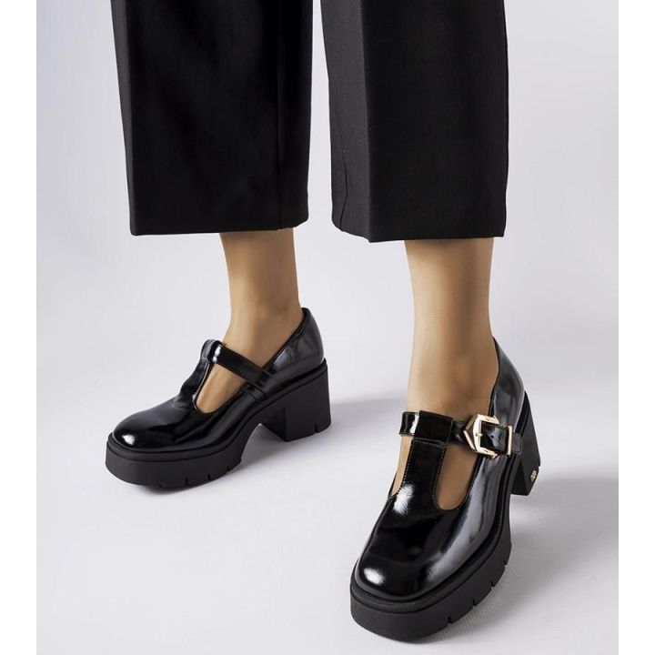 juodi pusbačiai 4821/090-P BLACK/NAPLAK