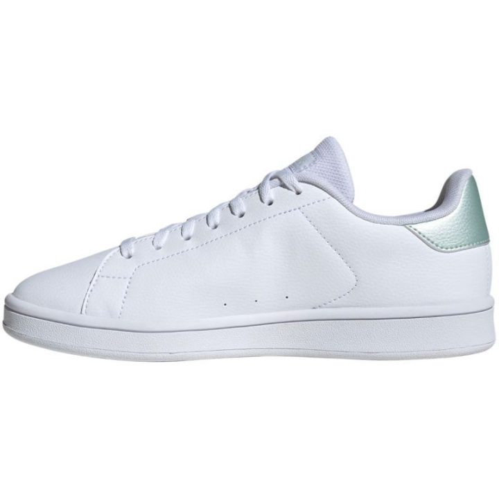 Moteriški sportbačiai adidas Urban Court, balti