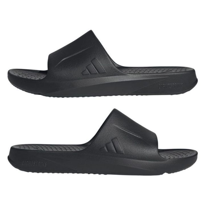Šlepetės adidas LightShift