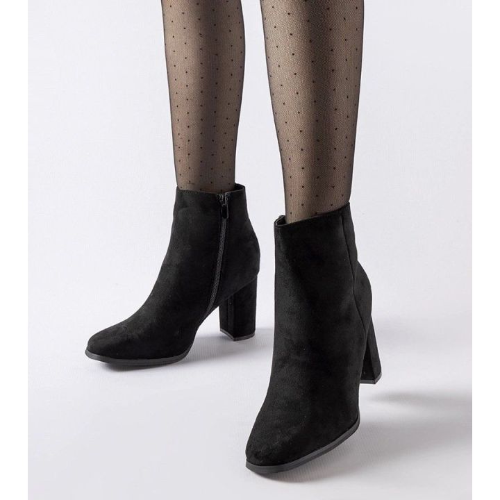Juodi stiletto batai