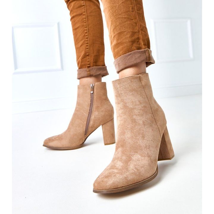 Smėlio spalvos Torricelli stiletto batai