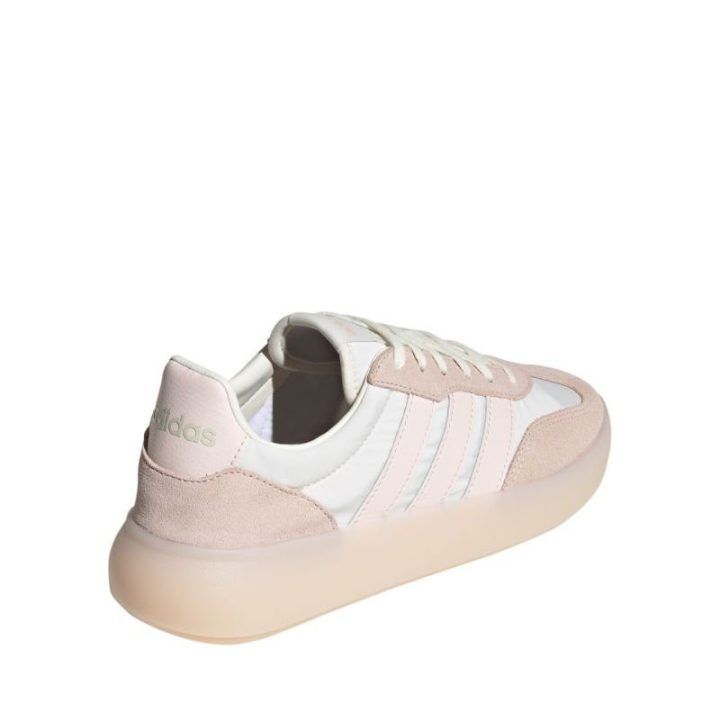 Moteriški sportbačiai su T formos pirštų apsauga adidas Barreda Decode