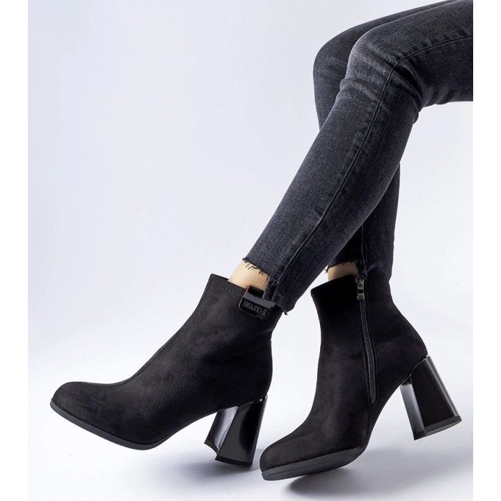 Juodi elegantiški Serbadone stiletto batai