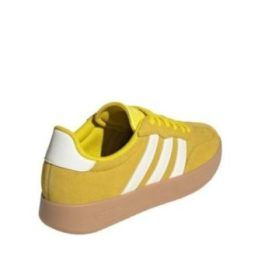 Moteriški sportbačiai su T formos nosies apsauga adidas Barreda