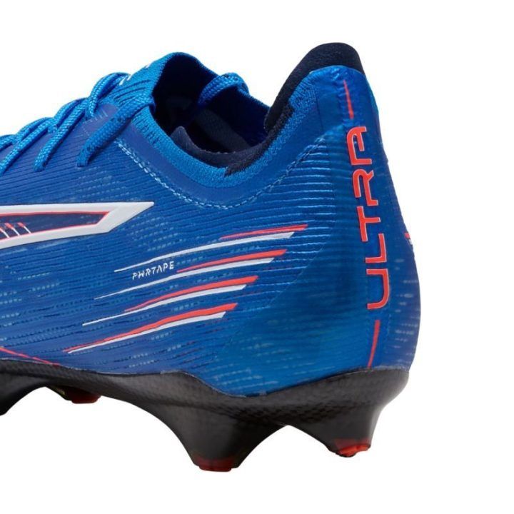 Vyriški futbolo bateliai natūraliai vejai Puma Ultra 6 Carbon FG