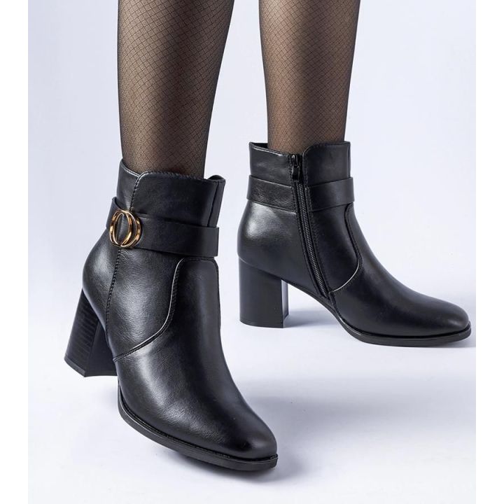 juodi šilti stiletto batai