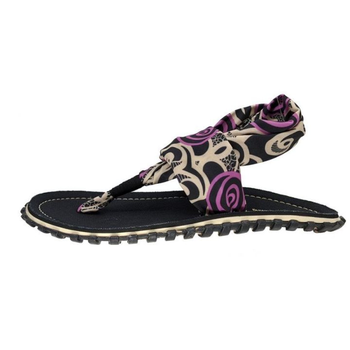 Moteriškos šlepetės per pirštą Gumbies Slingback, juodos