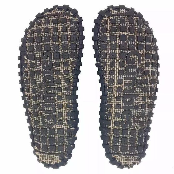 Moteriškos šlepetės per pirštą su susuktu dirželiu Gumbies Slingback