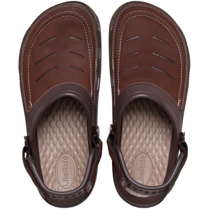 Vyriškos klumpės su lipukais Crocs Yukon Vista II LR, rudos