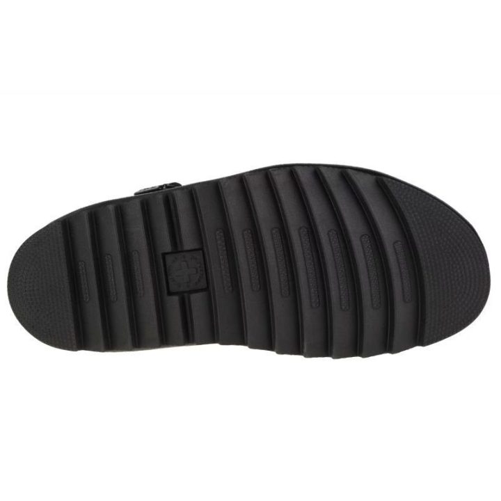 Moteriškos basutės su 5 cm platforma Dr. Martens Blaire, juodos
