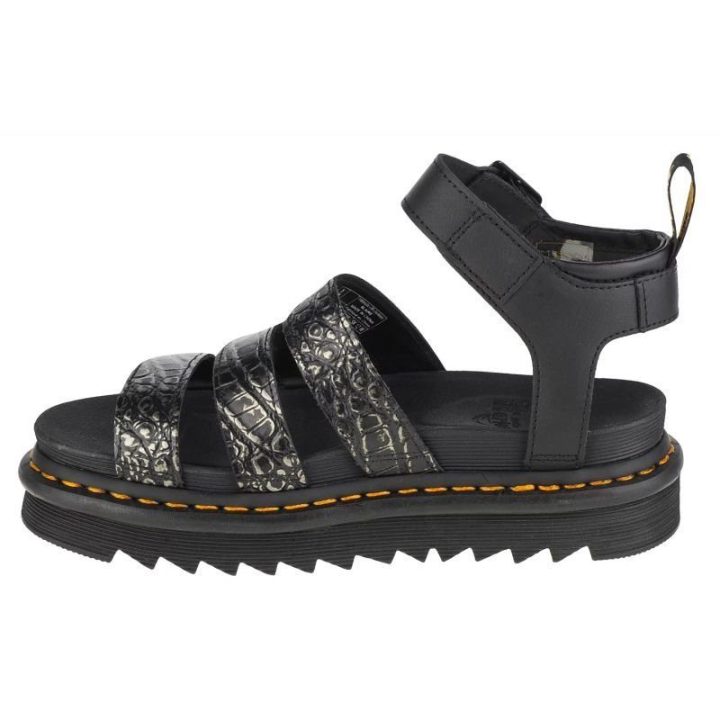 Moteriškos basutės su 5 cm platforma Dr. Martens Blaire, juodos