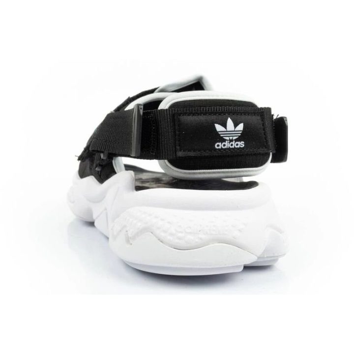 Moteriškos basutės su lipukais adidas Ozweego, juodos