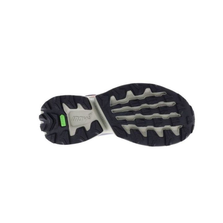 Moteriški žygio batai su G-GRIP padu Inov-8 RocFly G390