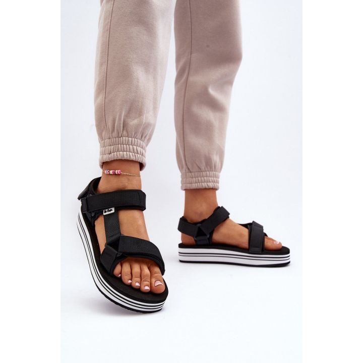 Moteriški platforminiai sandalai juodi Lee Cooper