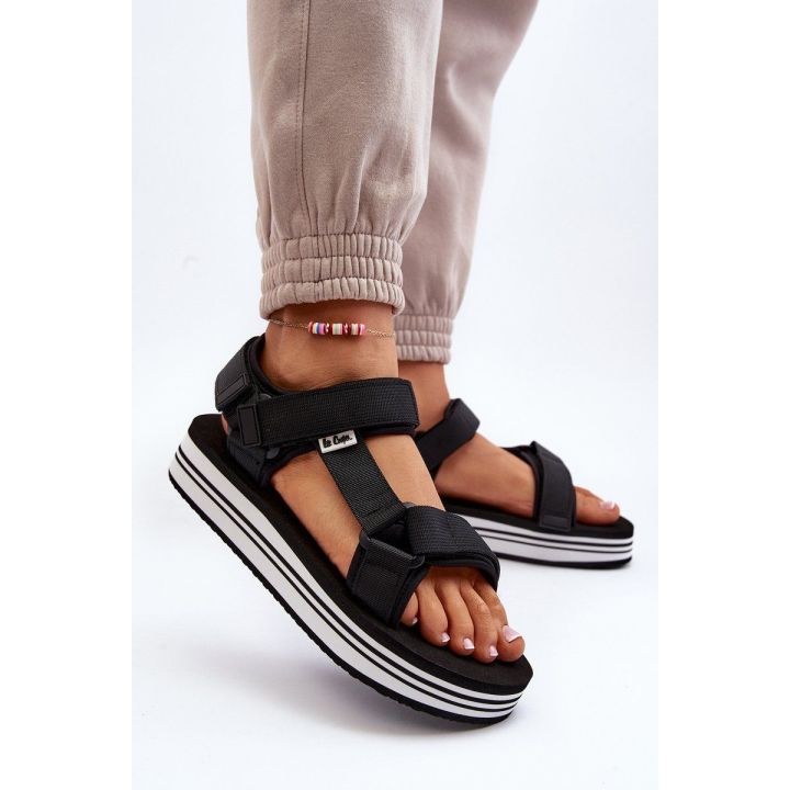 Moteriški platforminiai sandalai juodi Lee Cooper