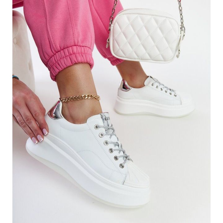 Balti platforminiai sportbačiai GOE NN2N4033