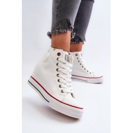 Moteriški kedai su auliuku balti Cross Jeans