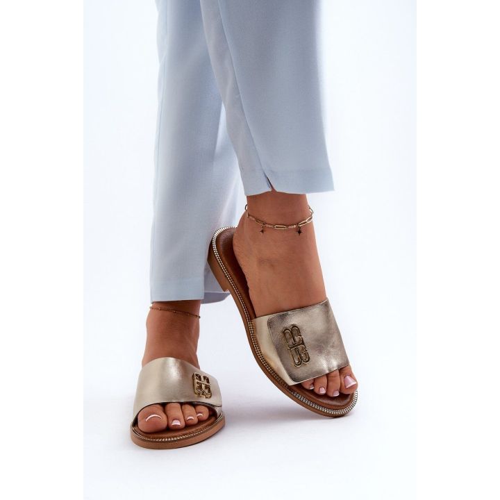 Elegantiškos moteriškos šlepetės