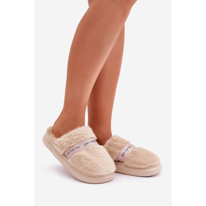 Kailiniai šlepetės su dekoratyvine sagtimi Smėlio spalvos Savalithea