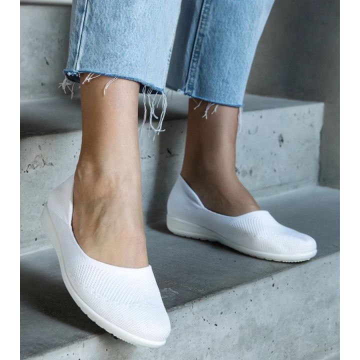 medžiaginiai bateliai su maža pakulne