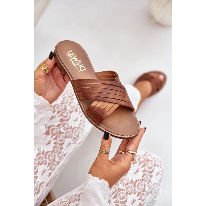 Odinės moteriškos šlepetės Shoes camel spalvos