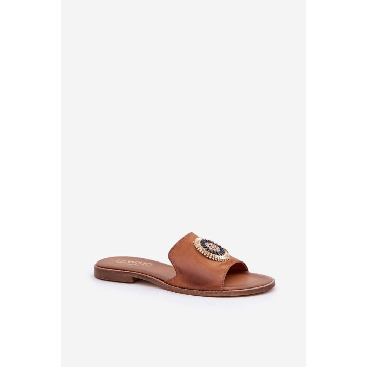 Odinės šlepetės su dekoru ir lygiu kulnu Zazoo camel