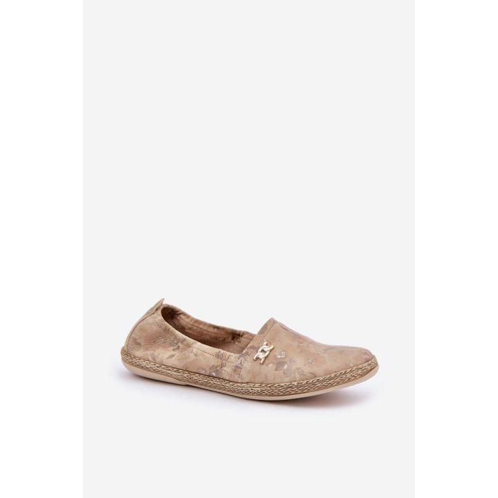 Elegantiškos moteriškos zomšinės espadrilės su gėlėmis, smėlio spalvos
