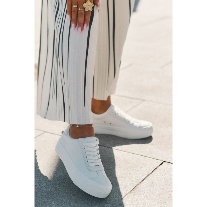 Baltos spalvos moteriški platforminiai sportiniai bateliai