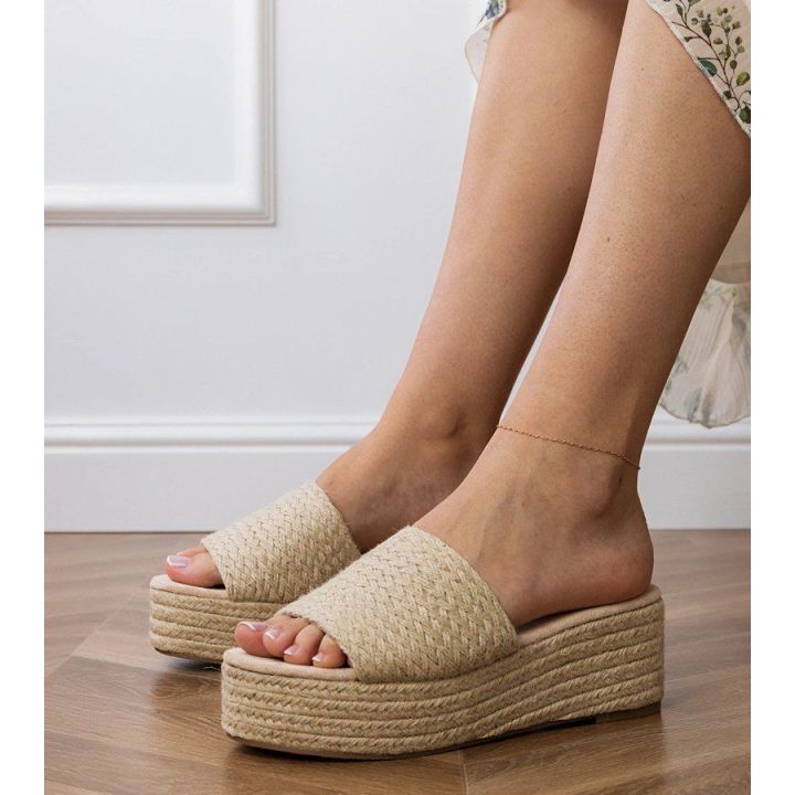 Moteriškos smėlio spalvos espadrilės šlepetės su platforma