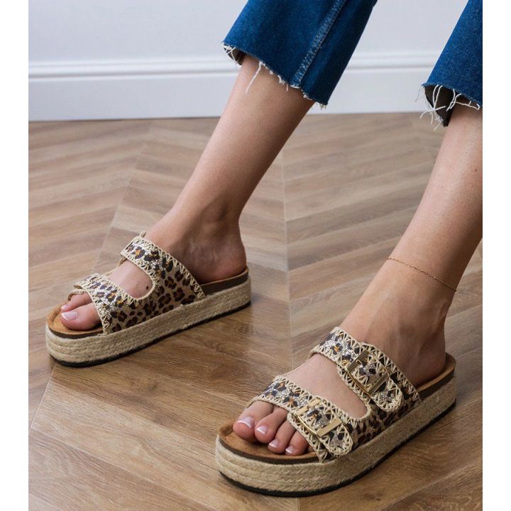 Moteriškos panterinės espadrilės šlepetės su sagtimis