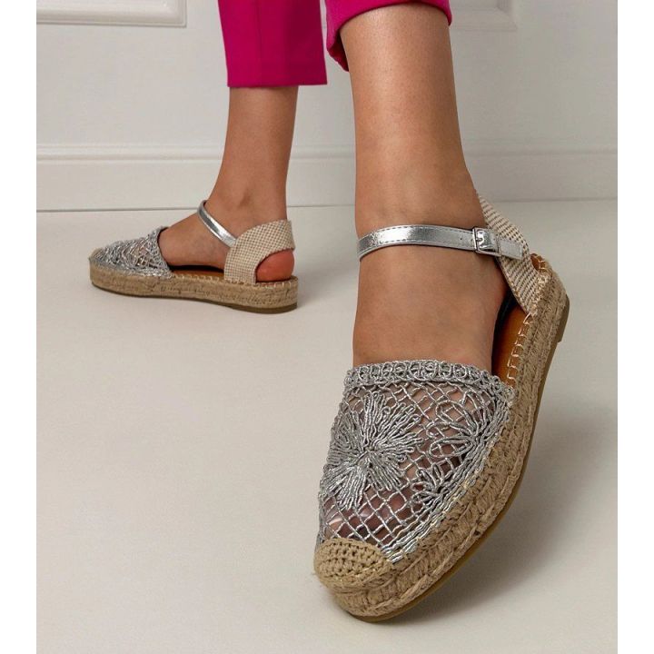 Sidabrinės ažūrinės espadrilės sandalai moterims
