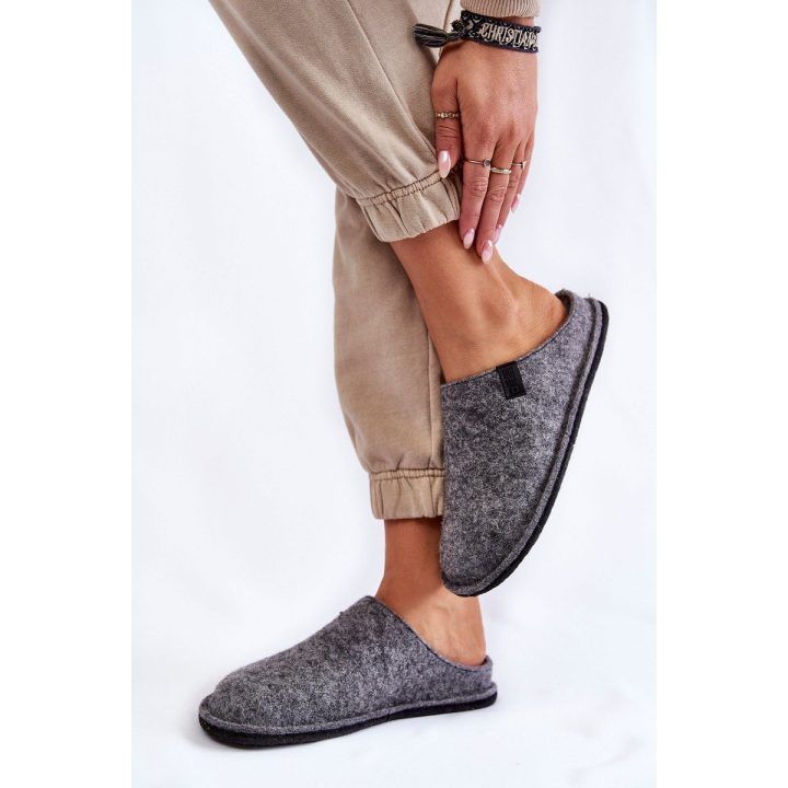 Klasikinės šlepetės Big Star Pilkos BIG STAR SHOES