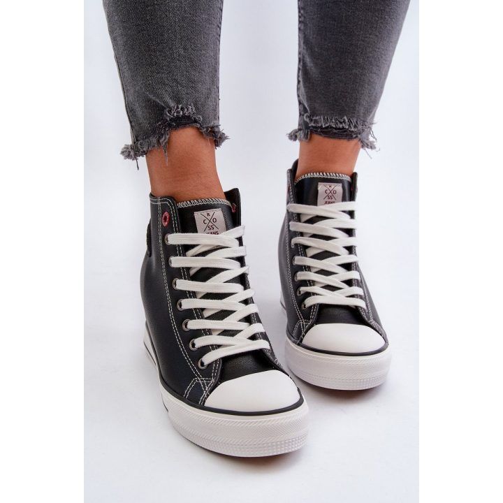 Moteriški kedai su paslėptu kulnu juodi Cross Jeans CROSS JEANS