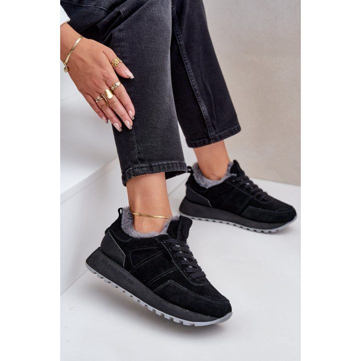 Moteriški sportbačiai su kailiu ir blizgančiu elementu Big Star OO274580 Juodi BIG STAR SHOES