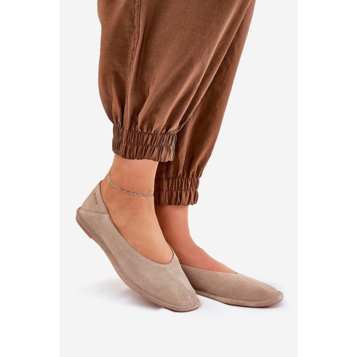 Bateliai moterims iš zomšos, smėlio spalvos balerinos BIG STAR SHOES