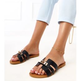 Moteriškos juodos odinės šlepetės su iškirpimais ir auksine sagtimi Klejsi